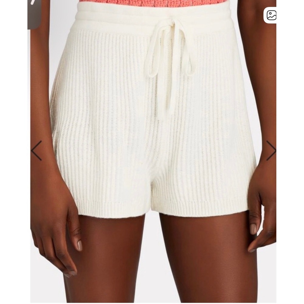 INTERMIX Minnie Knit Wool Cashmere Shorts Womens XS Cream Cozy Winter Luxury NEW